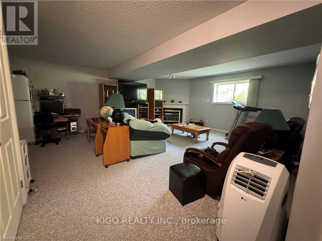 231 Chelton Road, London South, Ontario  N6M 1H9 - Photo 23 - X12662510