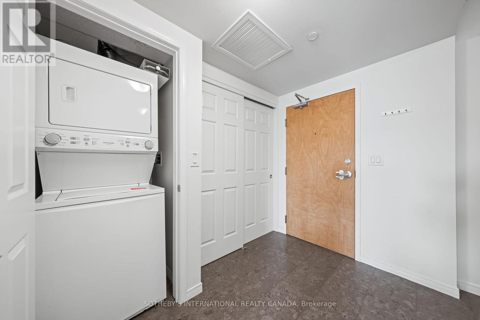 409 - 155 Water Street S, Cambridge, Ontario  N1R 3E3 - Photo 6 - X12662550