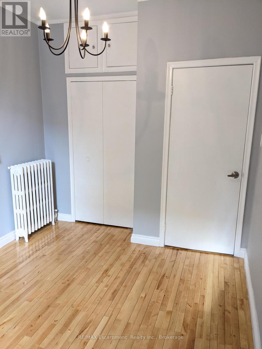 4 - 158 James Street, St. Catharines (Downtown), Ontario  L2R 5C4 - Photo 14 - X12662578