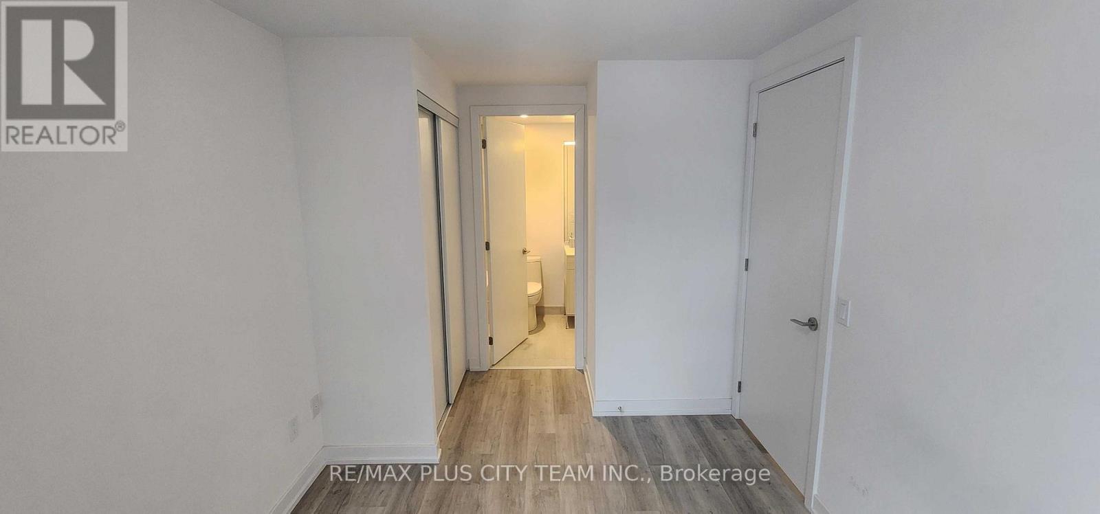 922 - 28 Eastern Avenue, Toronto, Ontario  M5A 0Y2 - Photo 9 - C12642846