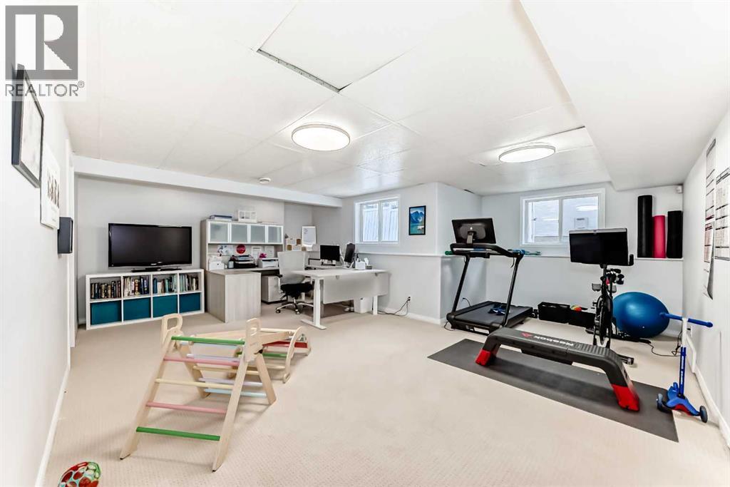 3263 Signal Hill Drive Sw, Calgary, Alberta  T3H 3T7 - Photo 31 - A2276947