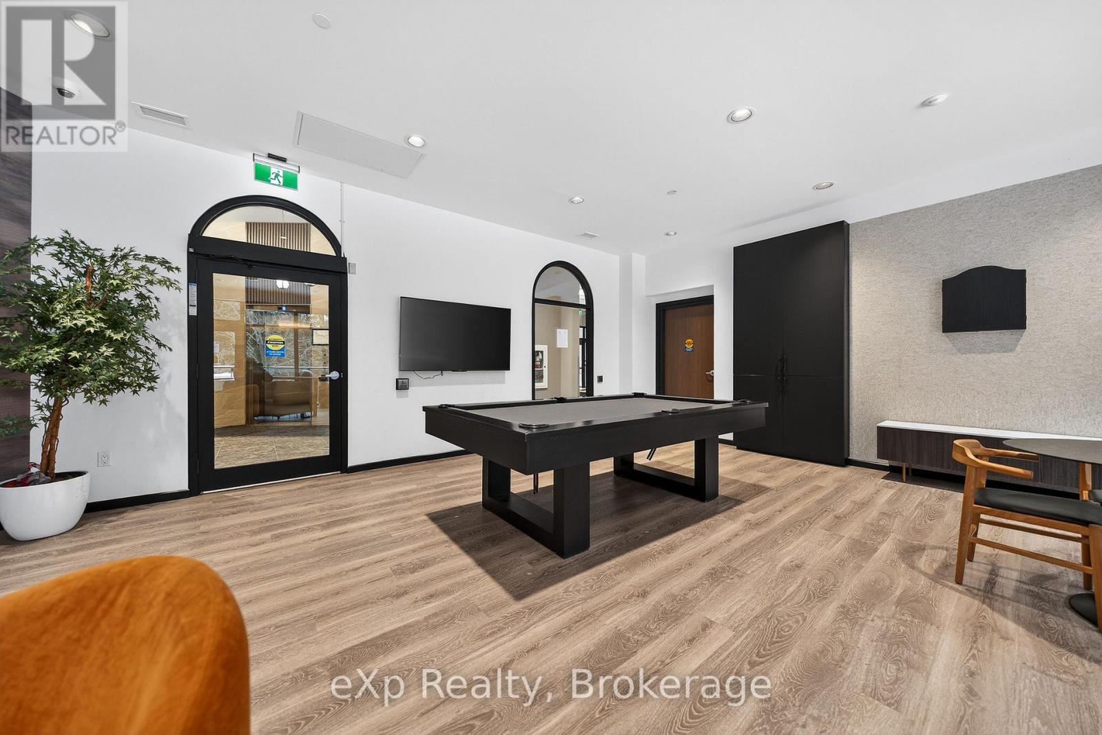 305 - 525 New Dundee Road, Kitchener, Ontario N2P 0K8 - Photo 36 - X12662630