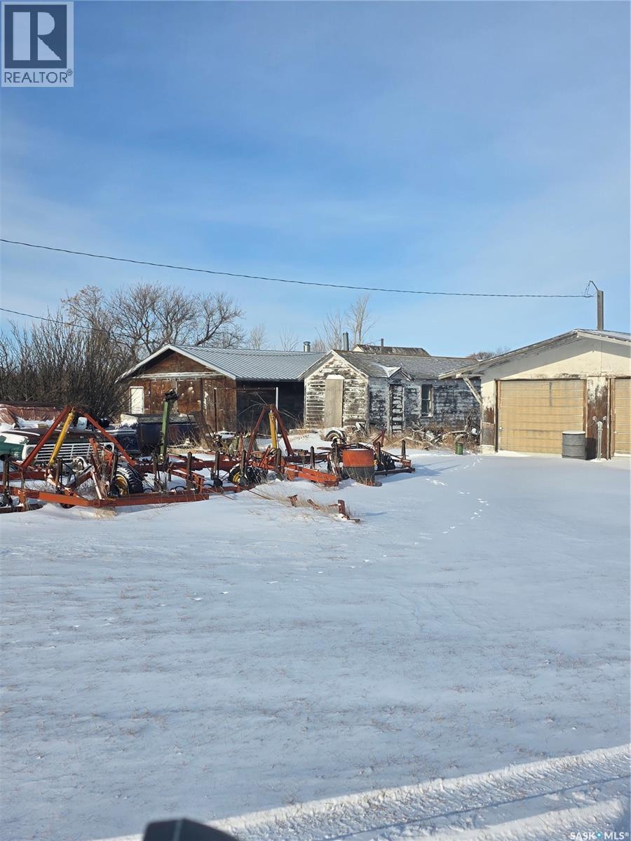 East Elbow Acreage, Loreburn Rm No. 254, Saskatchewan  S0H 1J0 - Photo 12 - SK025794