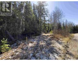 Part 8 Plan 23R15112 Hilly Lake Rd, Kenora, Ontario