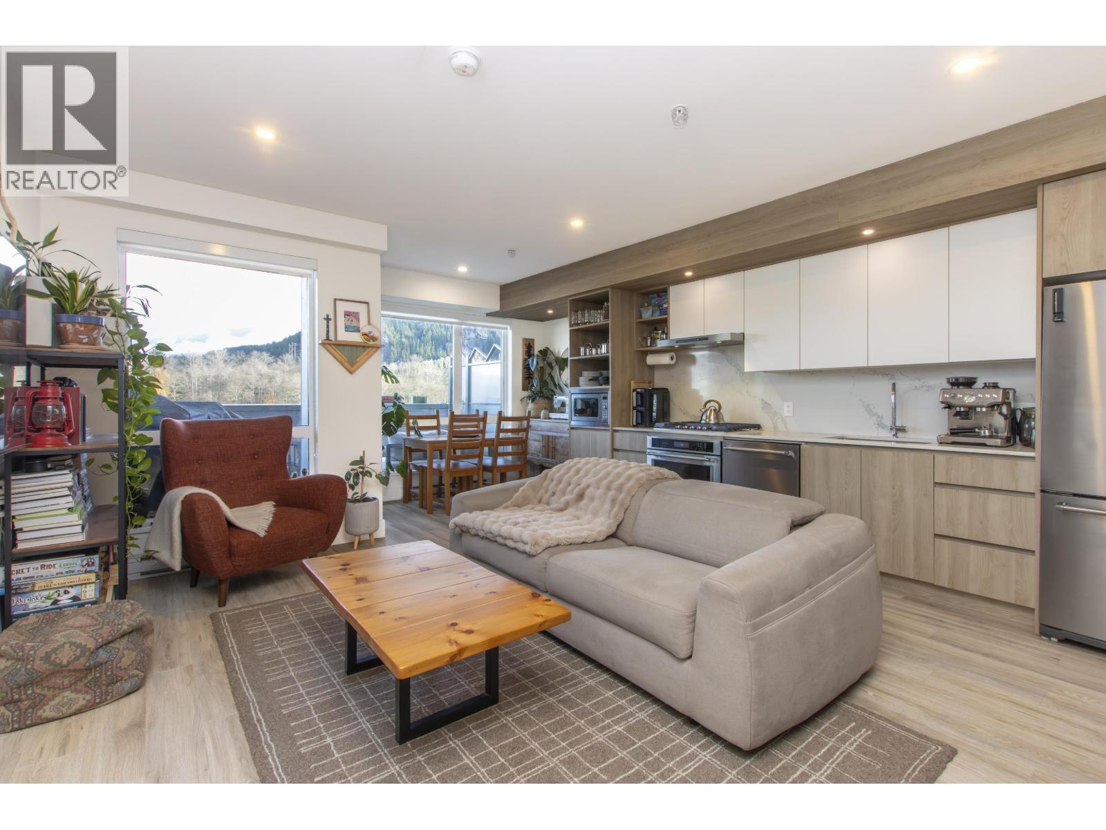 428 38362 BUCKLEY AVENUE, Squamish, British Columbia