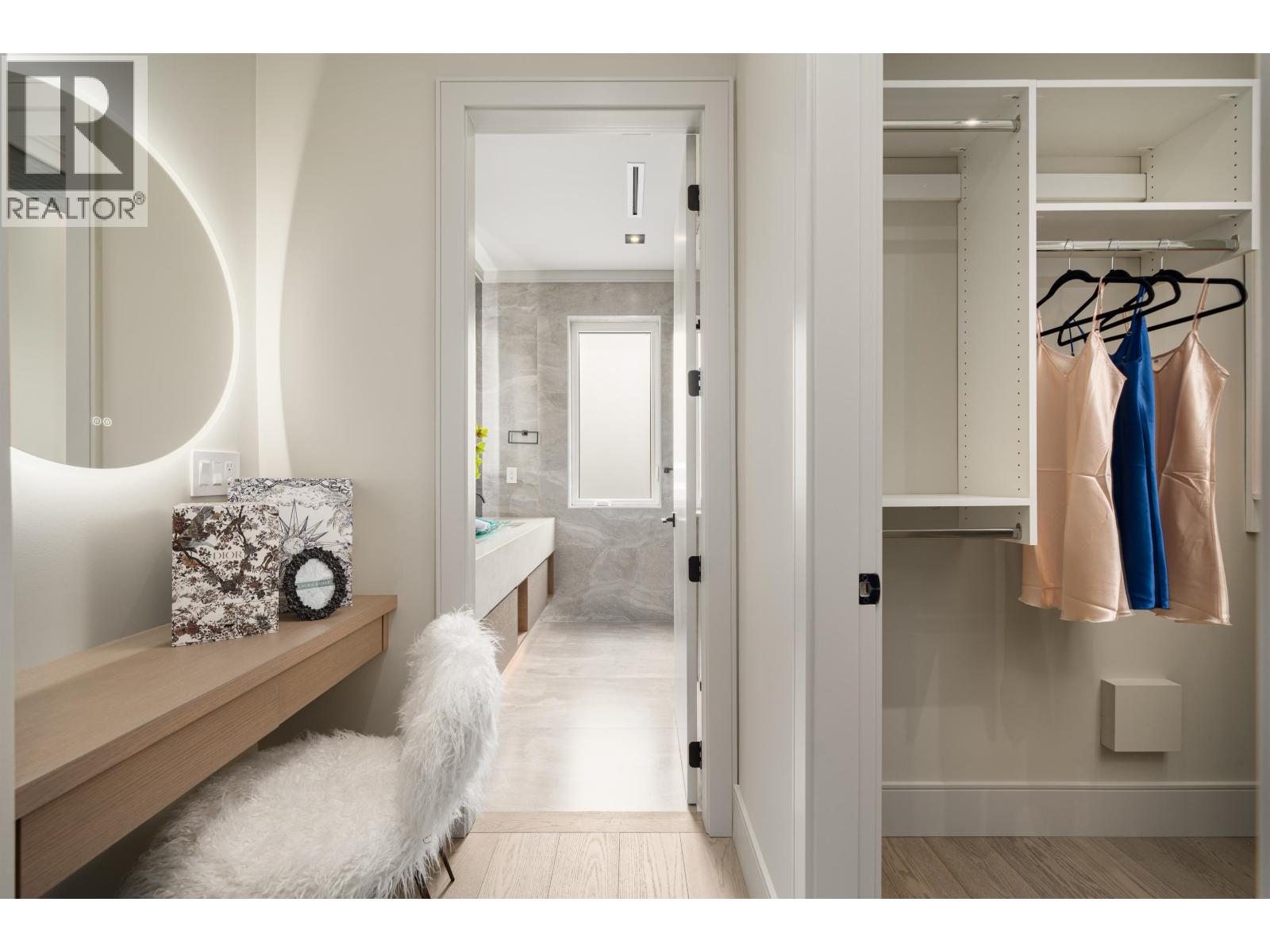 6571 Whiteoak Drive, Richmond, British Columbia  V7E 4Z7 - Photo 33 - R3075768