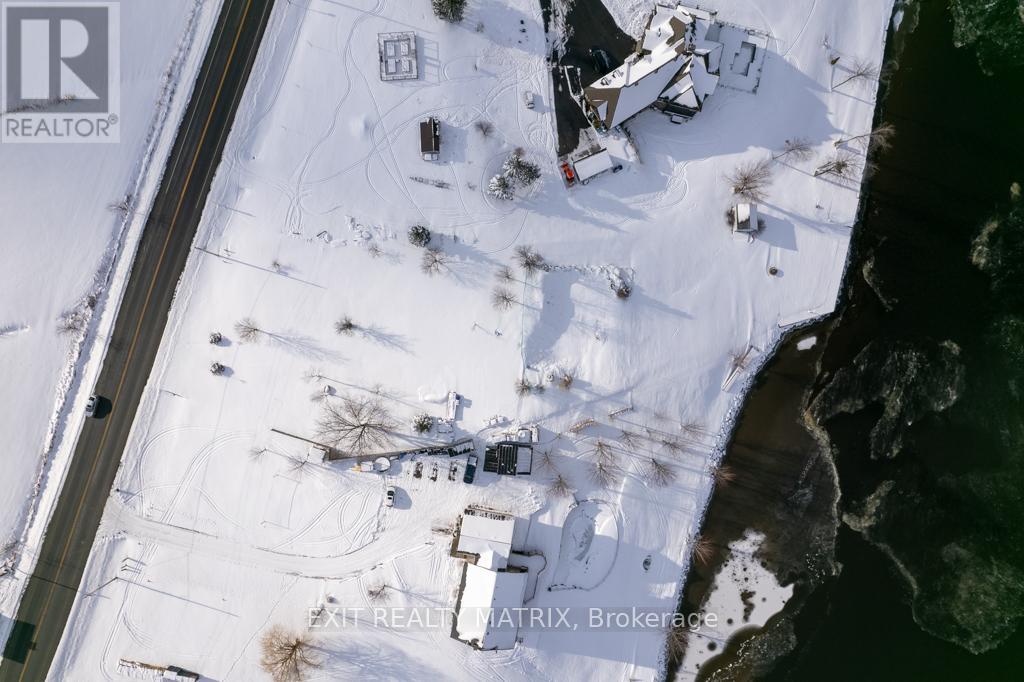 1755 Rue Lajoie Street, Alfred And Plantagenet, Ontario  K0B 1J0 - Photo 3 - X12561844