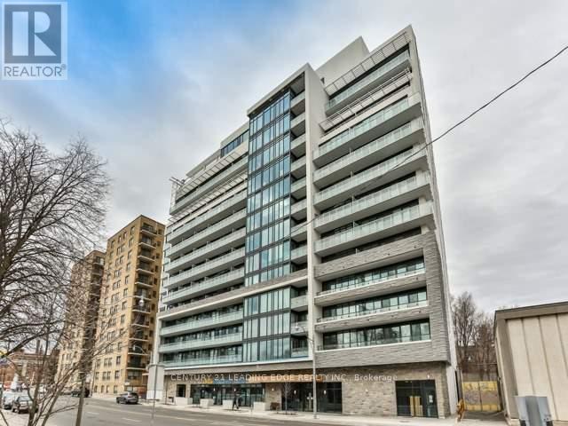911 - 3018 Yonge Street, Toronto, Ontario  M4N 0A5 - Photo 1 - C12662624