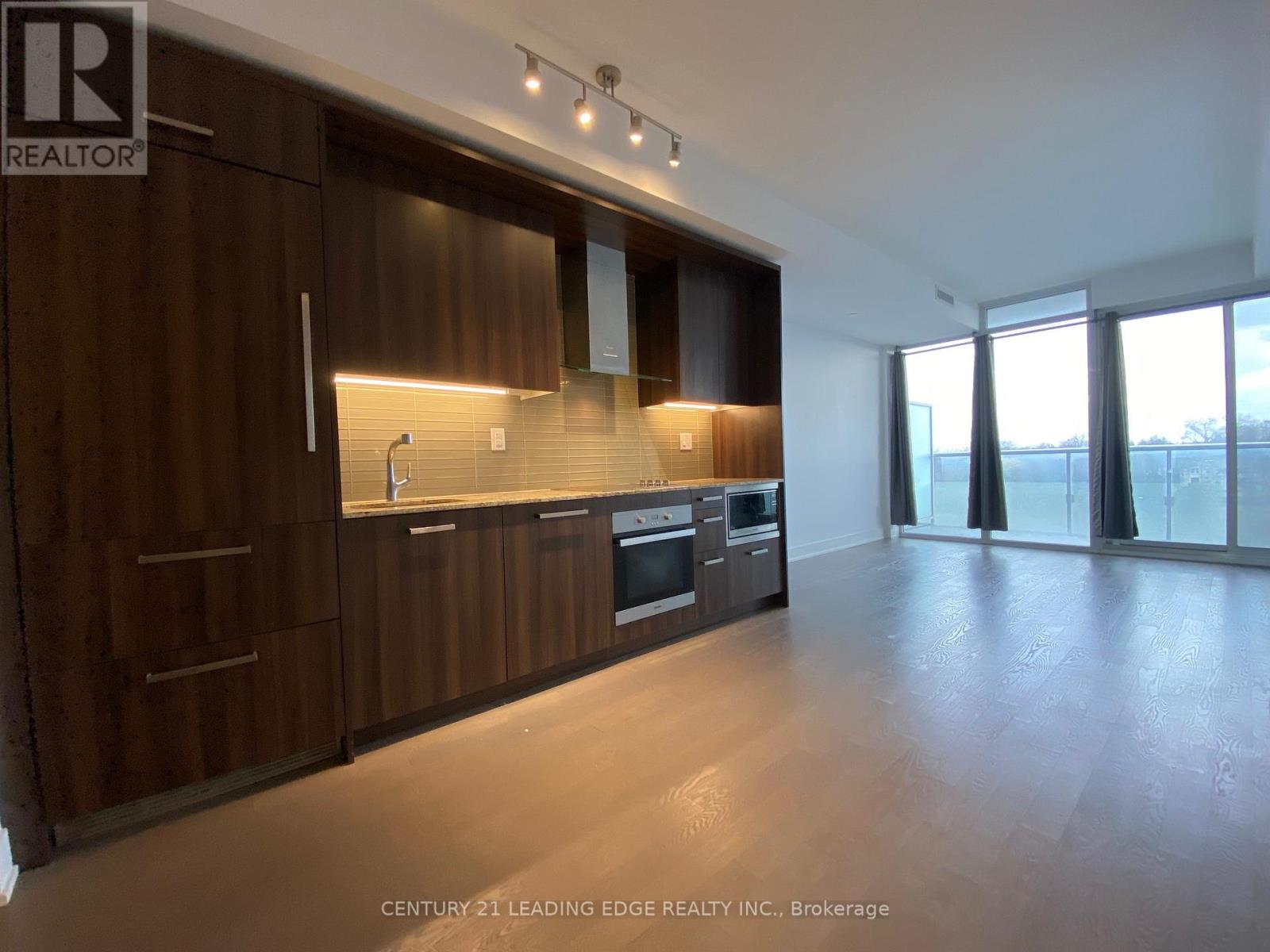 911 - 3018 Yonge Street, Toronto, Ontario  M4N 0A5 - Photo 11 - C12662624