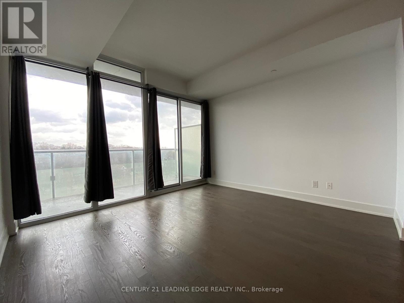 911 - 3018 Yonge Street, Toronto, Ontario  M4N 0A5 - Photo 14 - C12662624