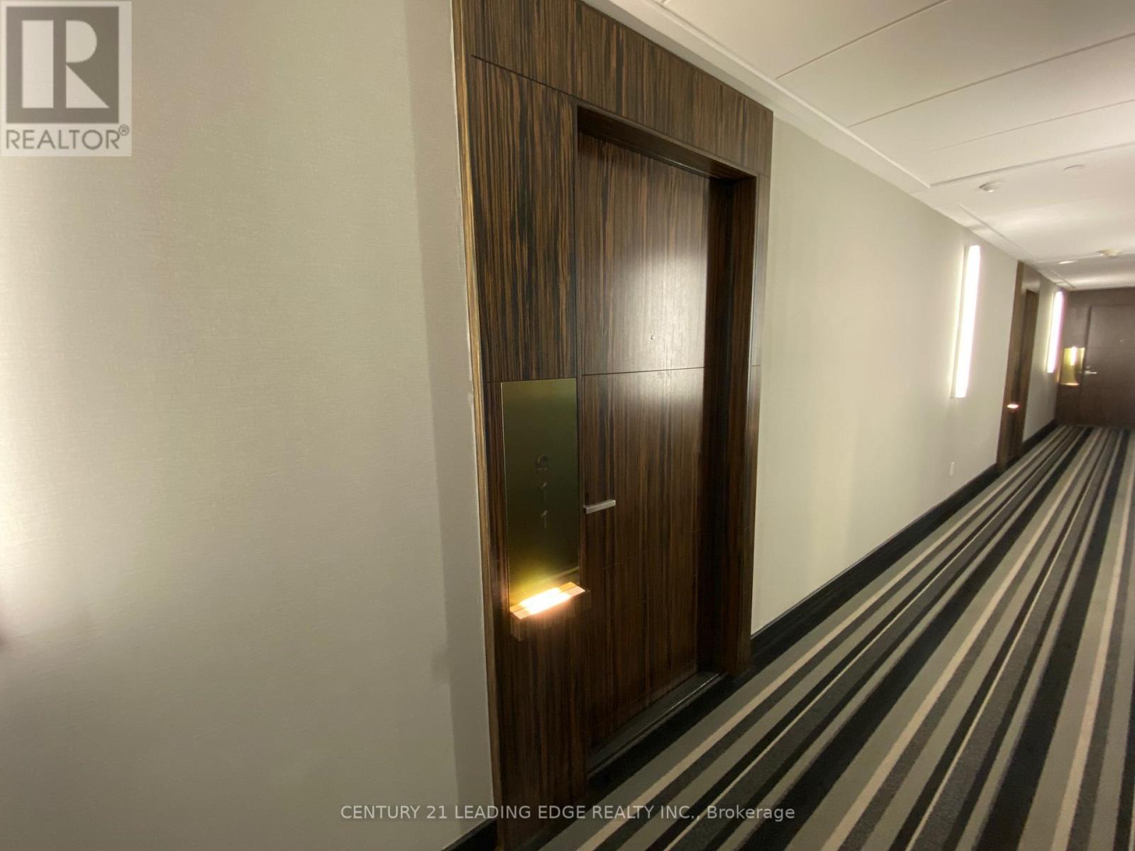 911 - 3018 Yonge Street, Toronto, Ontario  M4N 0A5 - Photo 2 - C12662624