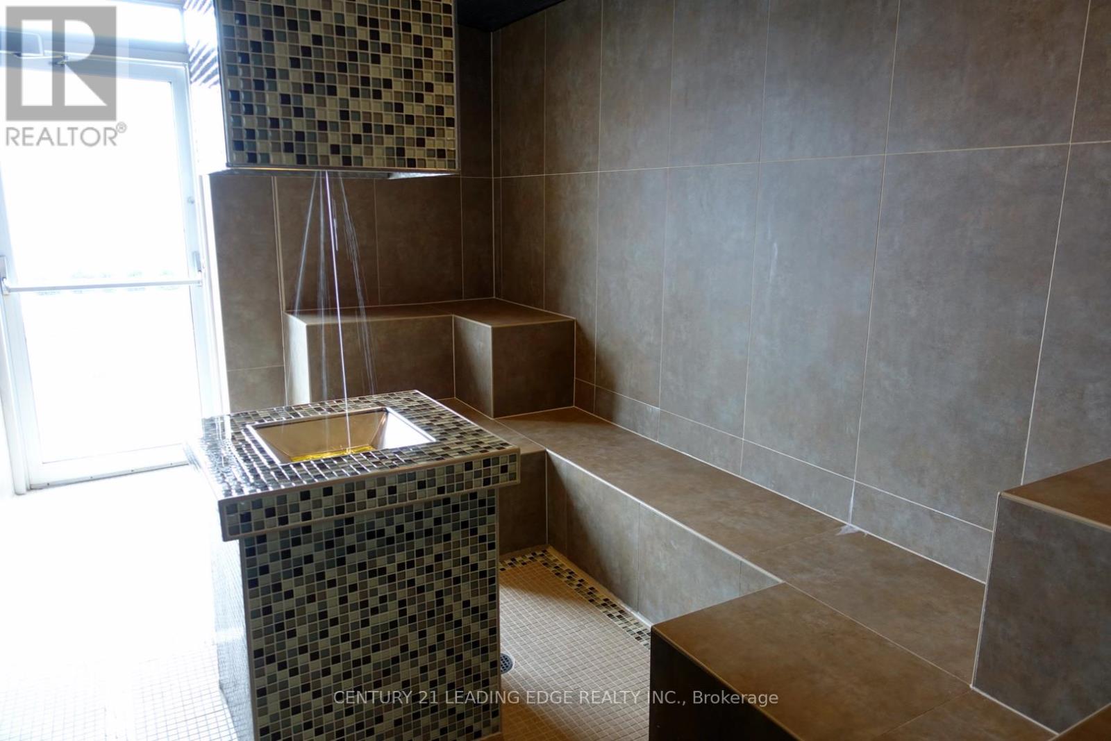 911 - 3018 Yonge Street, Toronto, Ontario  M4N 0A5 - Photo 27 - C12662624