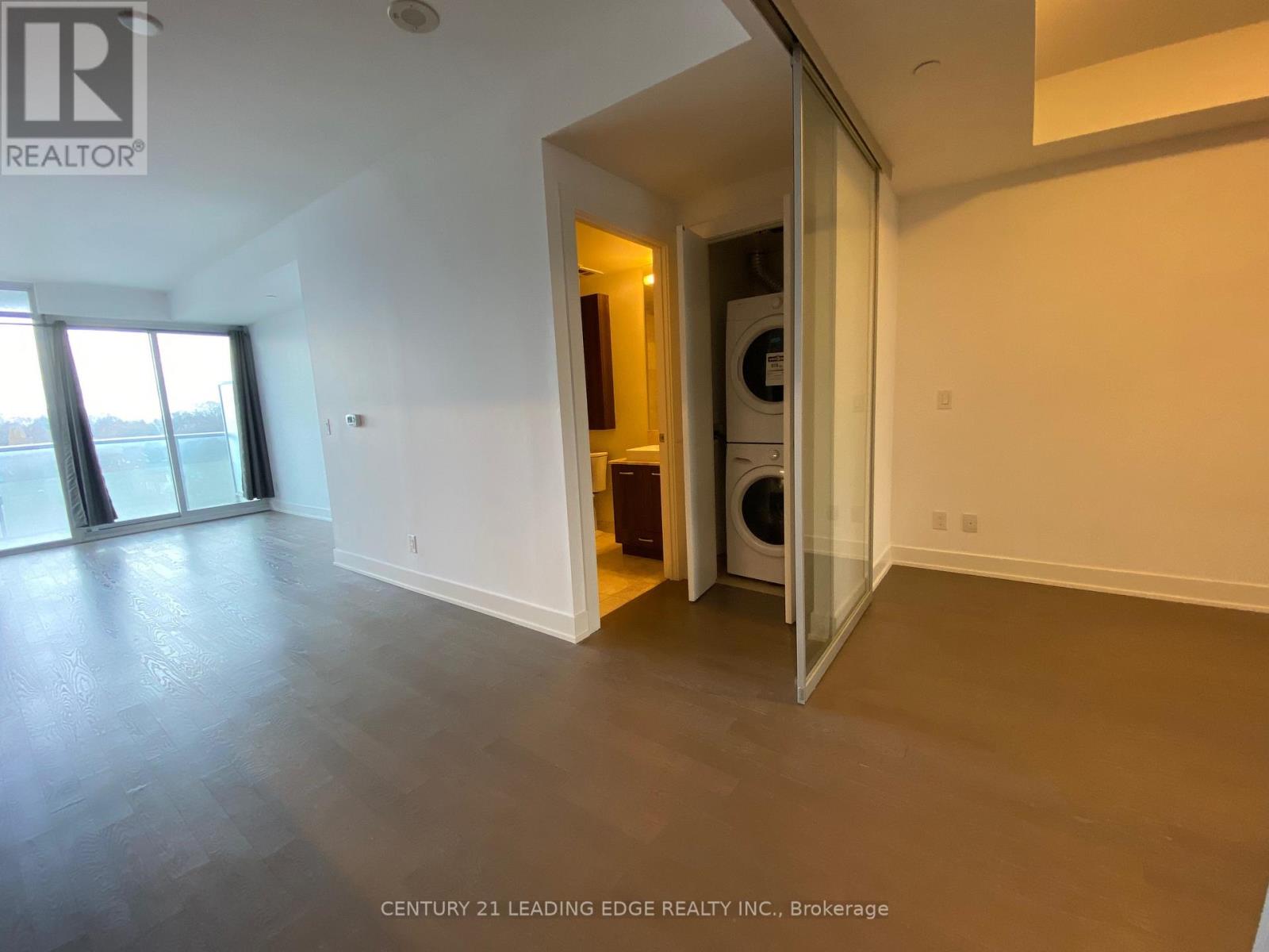 911 - 3018 Yonge Street, Toronto, Ontario  M4N 0A5 - Photo 7 - C12662624