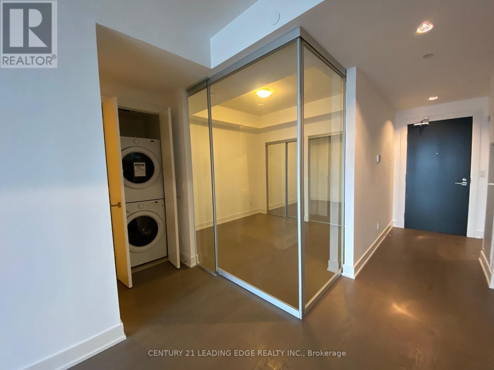 911 - 3018 Yonge Street, Toronto, Ontario  M4N 0A5 - Photo 9 - C12662624