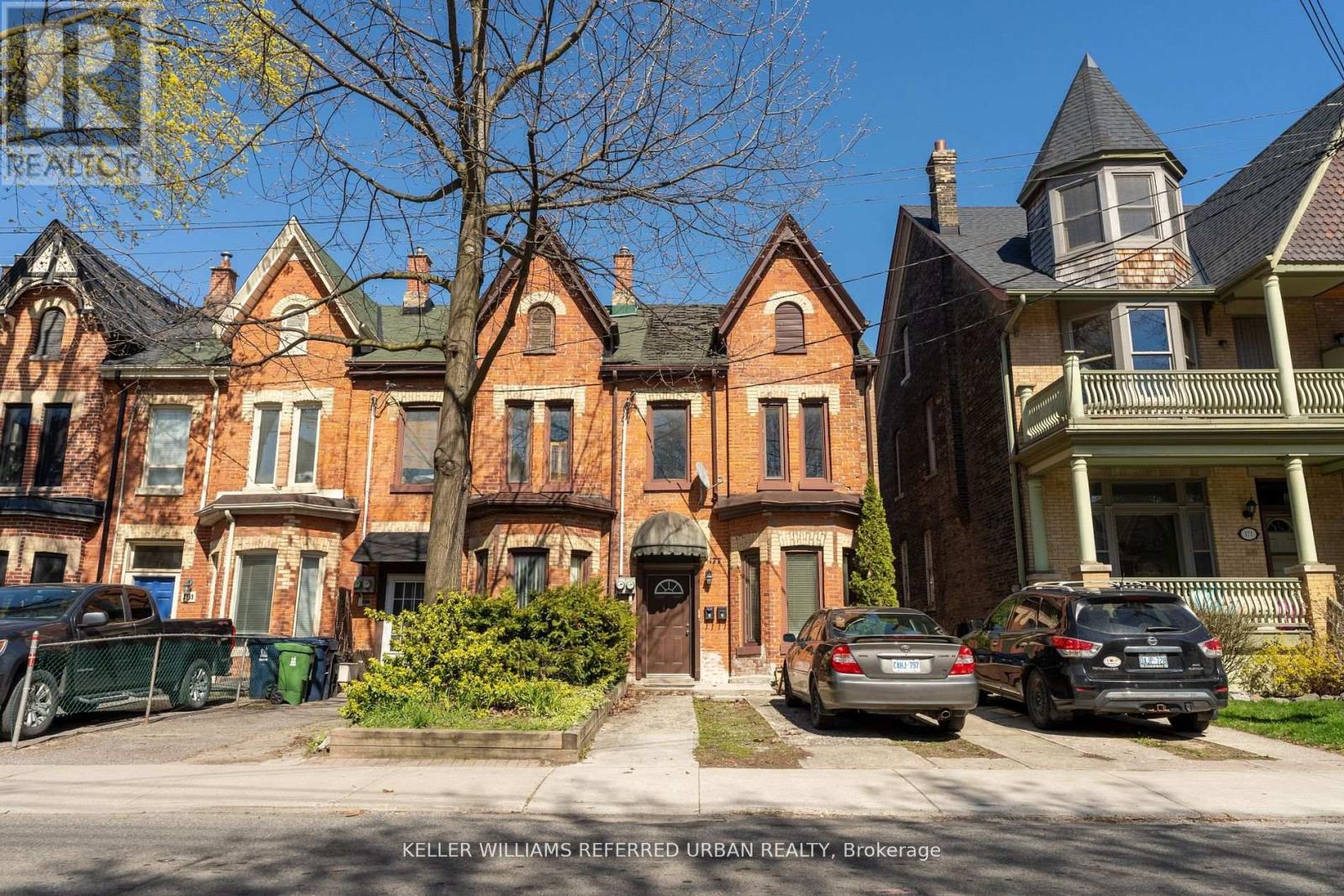 Upper - 177 Strachan Avenue, Toronto, Ontario  M6J 2T1 - Photo 1 - C12662648
