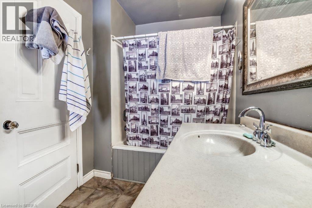 85 Grand River Avenue, Brantford, Ontario  N3T 4X5 - Photo 6 - 40795958