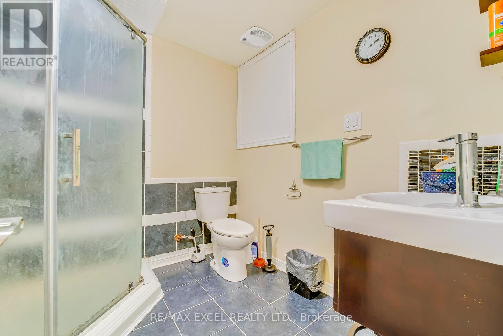 47 Jacob Fisher Drive, Toronto, Ontario  M1B 4K4 - Photo 25 - E12662642