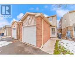 47 JACOB FISHER DRIVE, Toronto, Ontario
