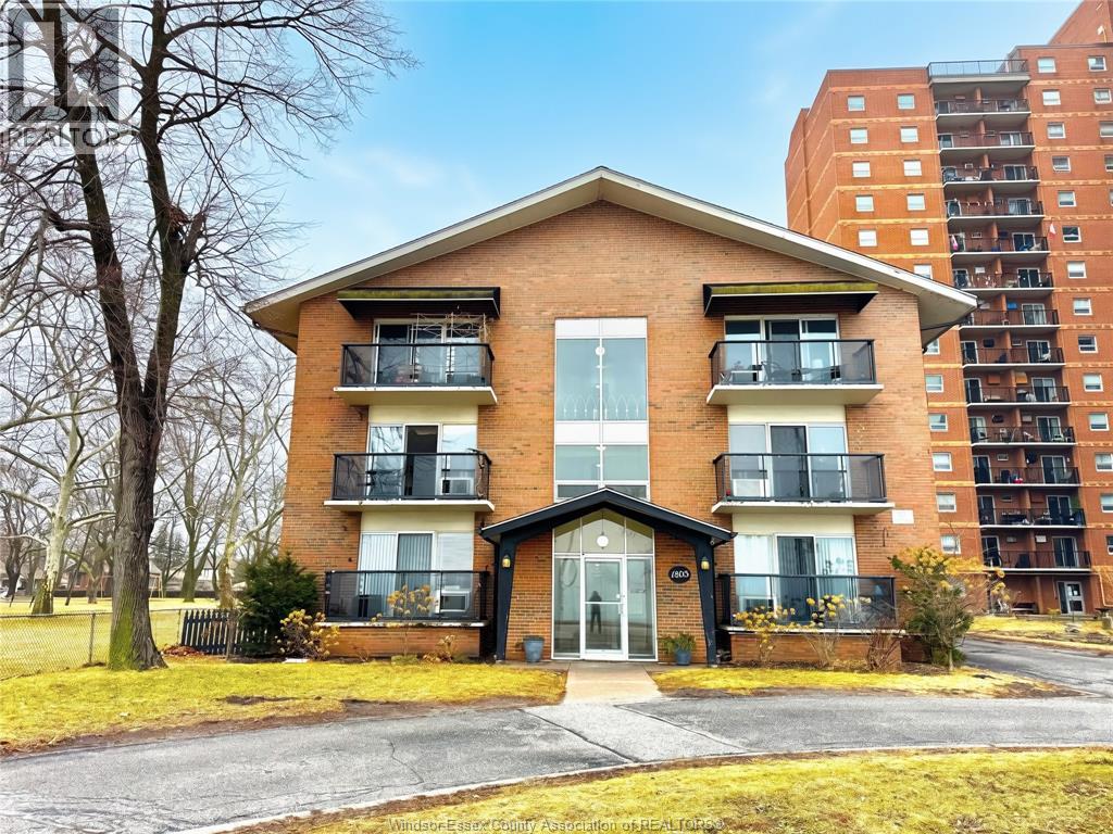 1805 RIVERSIDE DRIVE West Unit# 203, windsor, Ontario