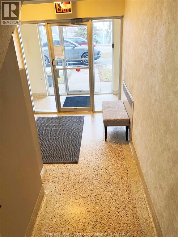 1805 Riverside Drive West Unit# 203, Windsor, Ontario  N9B 1A6 - Photo 3 - 26000174