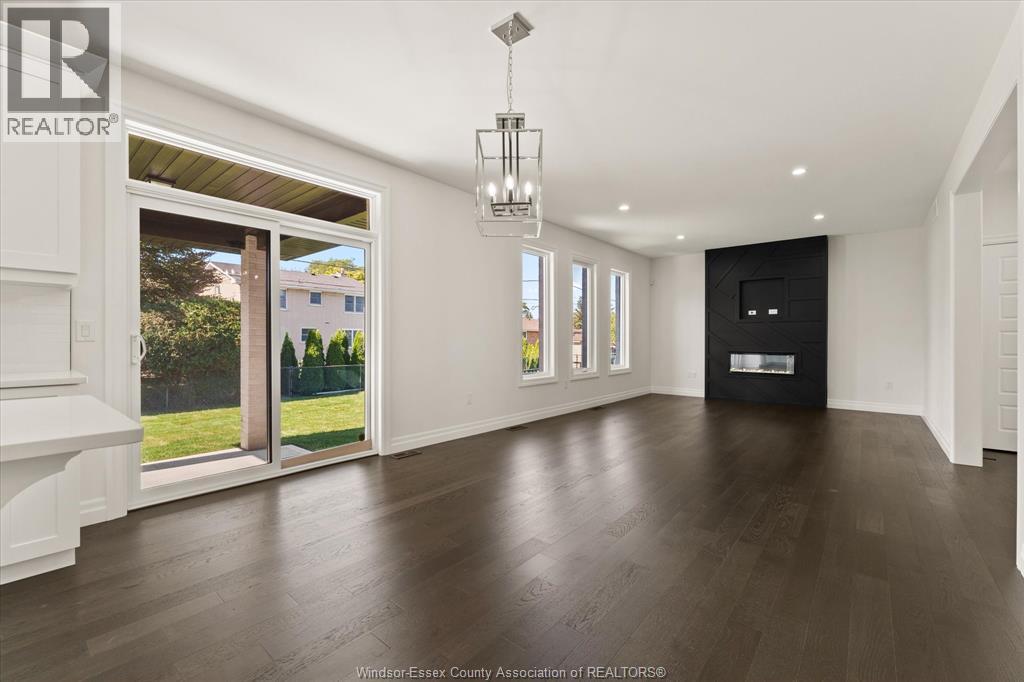 2469 Partington Avenue, Windsor, Ontario  N9E 0A9 - Photo 14 - 26000168