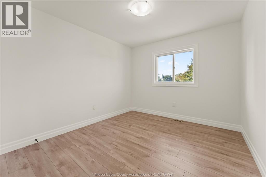 2469 Partington Avenue, Windsor, Ontario  N9E 0A9 - Photo 25 - 26000168