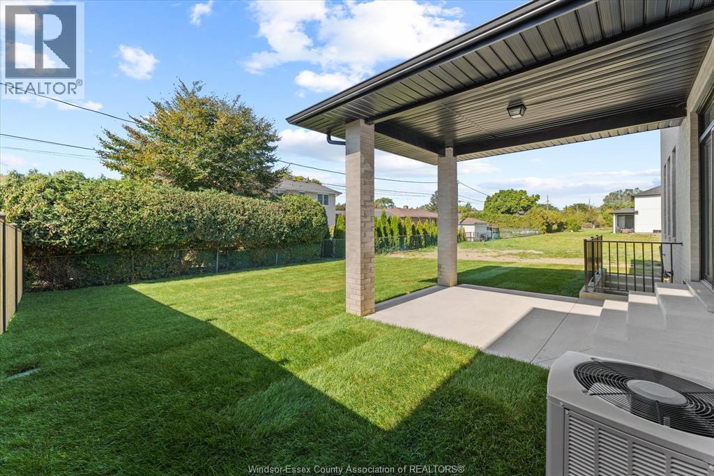 2469 Partington Avenue, Windsor, Ontario  N9E 0A9 - Photo 39 - 26000168
