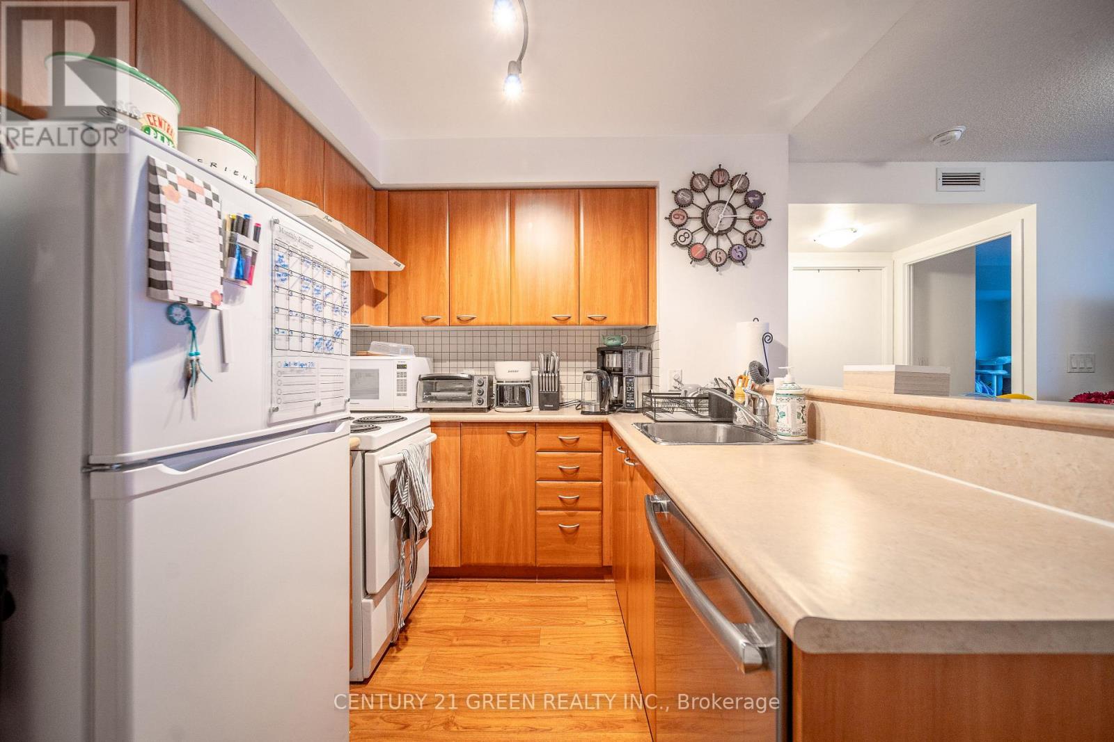 3002 - 36 Lee Centre Drive, Toronto, Ontario  M1H 3K2 - Photo 13 - E12662718