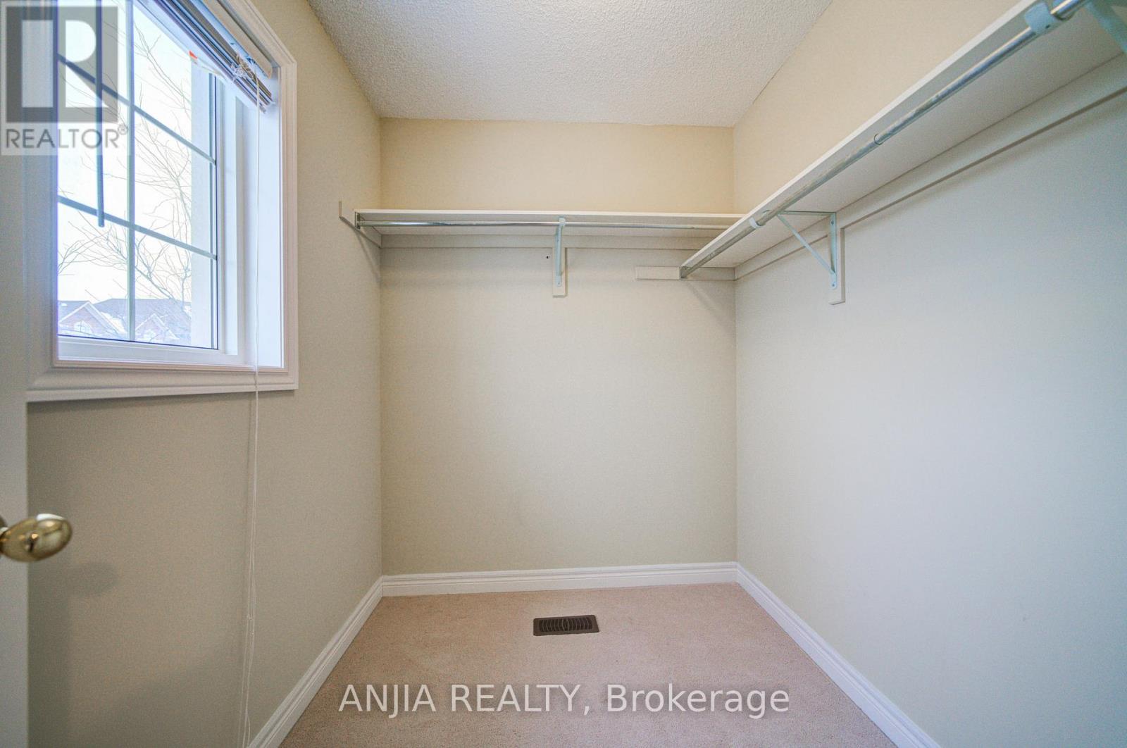 1137 Quick Street, Newmarket, Ontario  L3X 0A6 - Photo 29 - N12662594