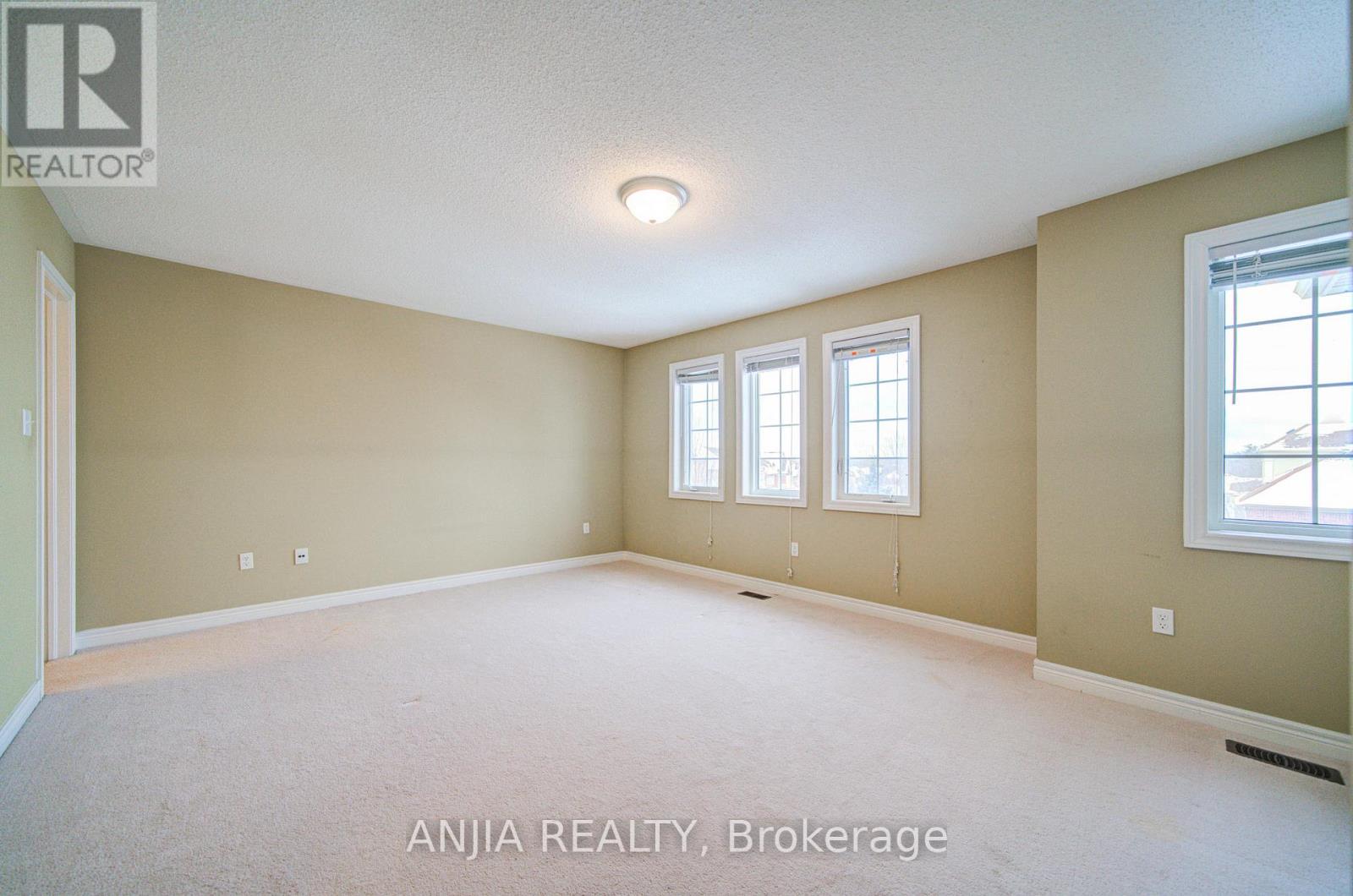 1137 Quick Street, Newmarket, Ontario  L3X 0A6 - Photo 36 - N12662594