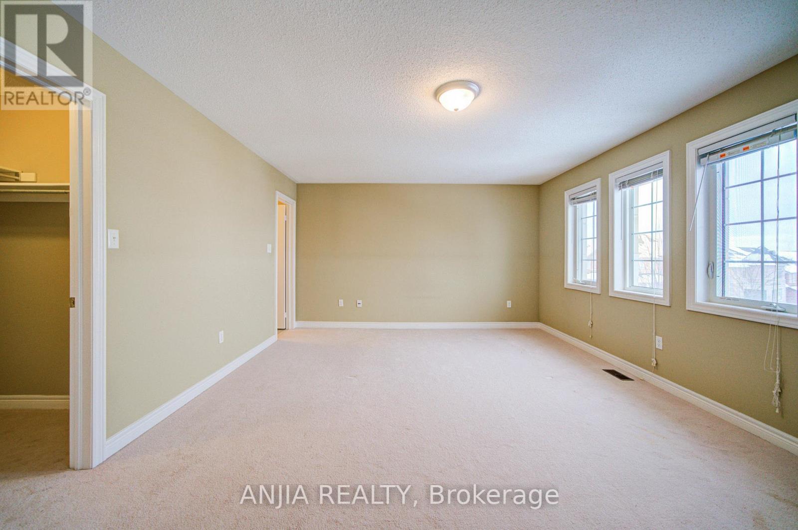 1137 Quick Street, Newmarket, Ontario  L3X 0A6 - Photo 37 - N12662594