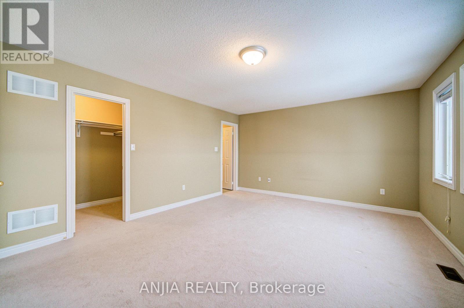 1137 Quick Street, Newmarket, Ontario  L3X 0A6 - Photo 38 - N12662594