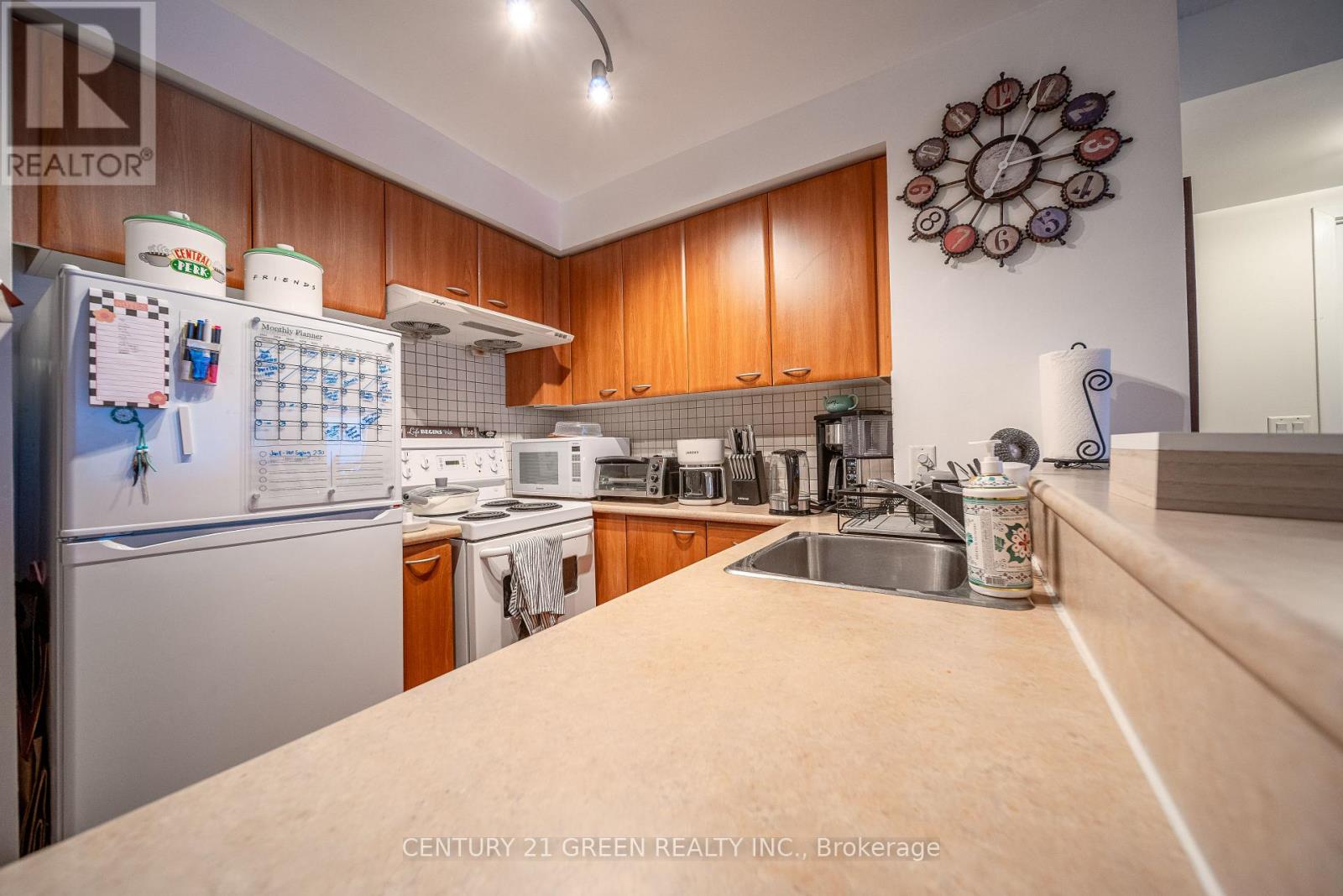 3002 - 36 Lee Centre Drive, Toronto, Ontario  M1H 3K2 - Photo 14 - E12662718