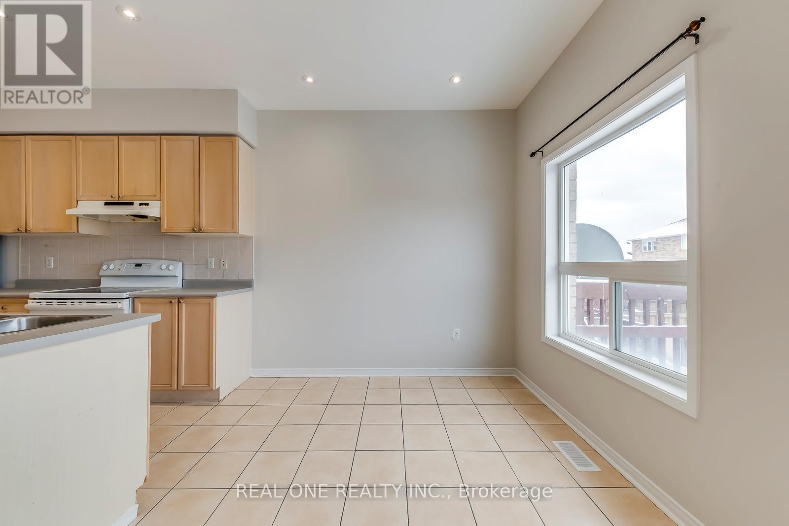 Upper - 24 Coast Avenue, Vaughan, Ontario  L6A 3Y1 - Photo 21 - N12455995