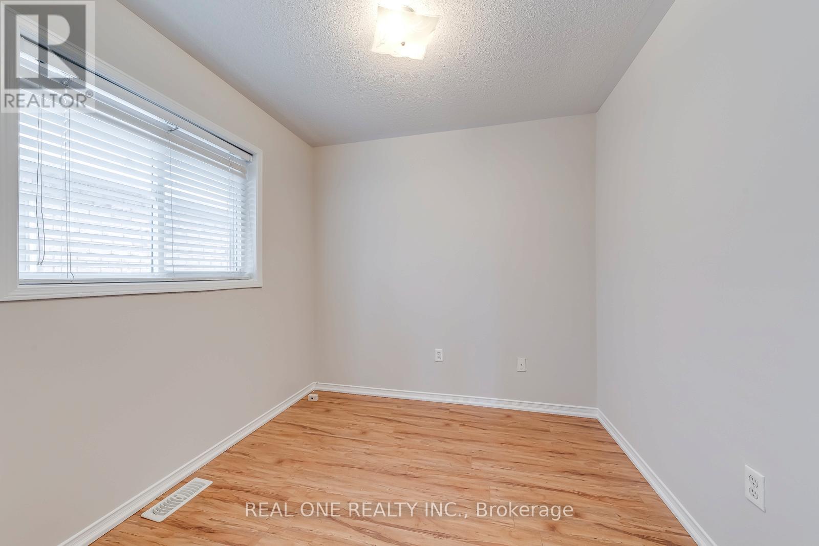 Upper - 24 Coast Avenue, Vaughan, Ontario  L6A 3Y1 - Photo 35 - N12455995