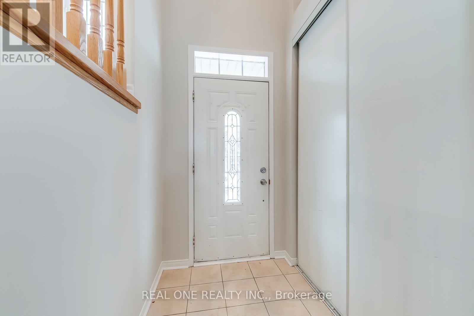 Upper - 24 Coast Avenue, Vaughan, Ontario  L6A 3Y1 - Photo 4 - N12455995