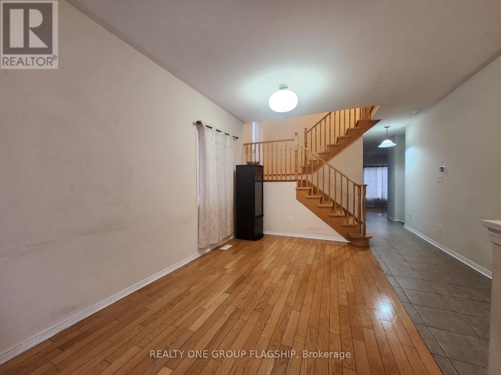 3 Cedarvalley Boulevard, Brampton, Ontario  L7A 1N7 - Photo 3 - W12578560