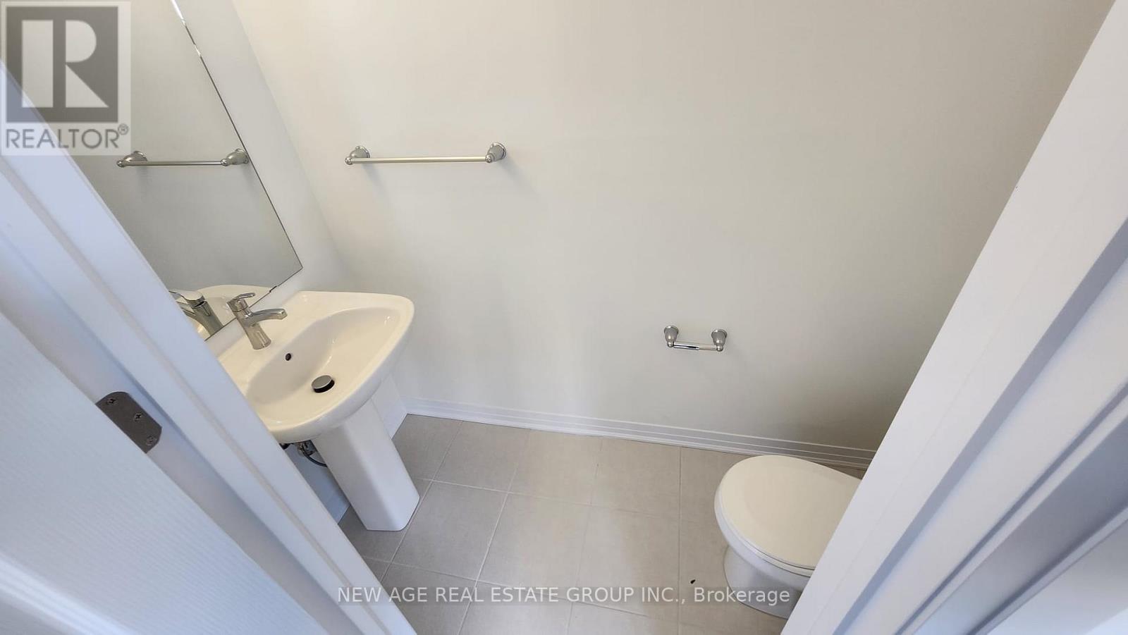 3 Hine Road, Brantford, Ontario  N3T 0W5 - Photo 4 - X12653232