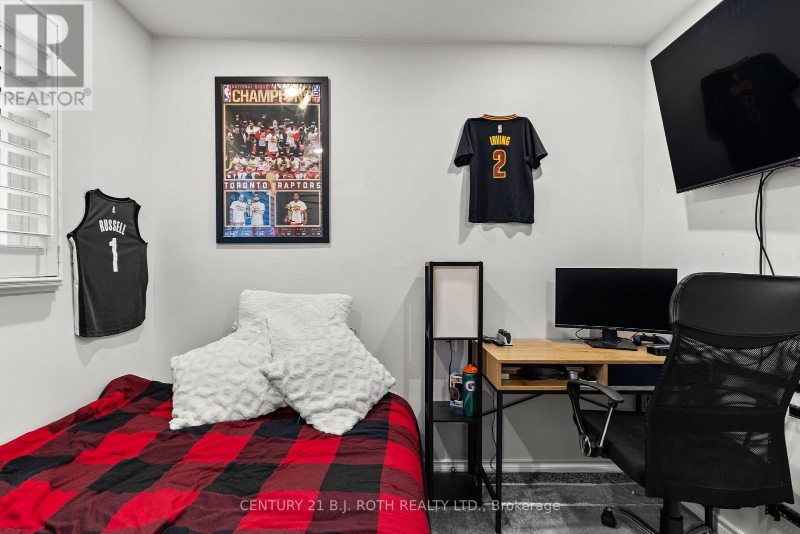 1551 Gill Road, Springwater, Ontario  L0L 1X0 - Photo 14 - S12662692