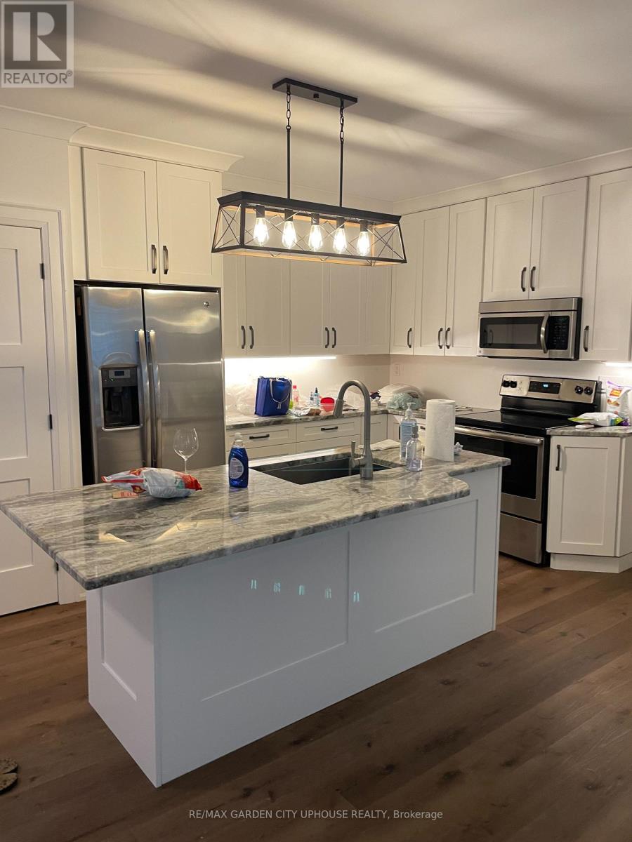 25 Cherry Street, St. Catharines, Ontario  L2R 5M5 - Photo 6 - X12653114