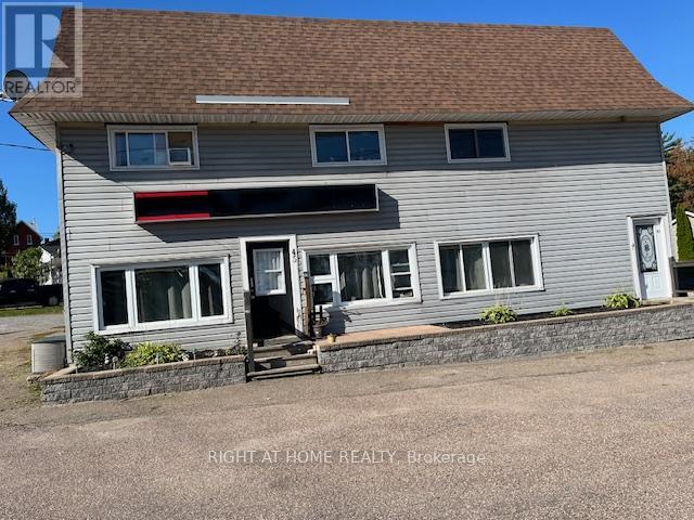 45 Pembroke Street, Whitewater Region, Ontario  K0J 1K0 - Photo 6 - X12405854