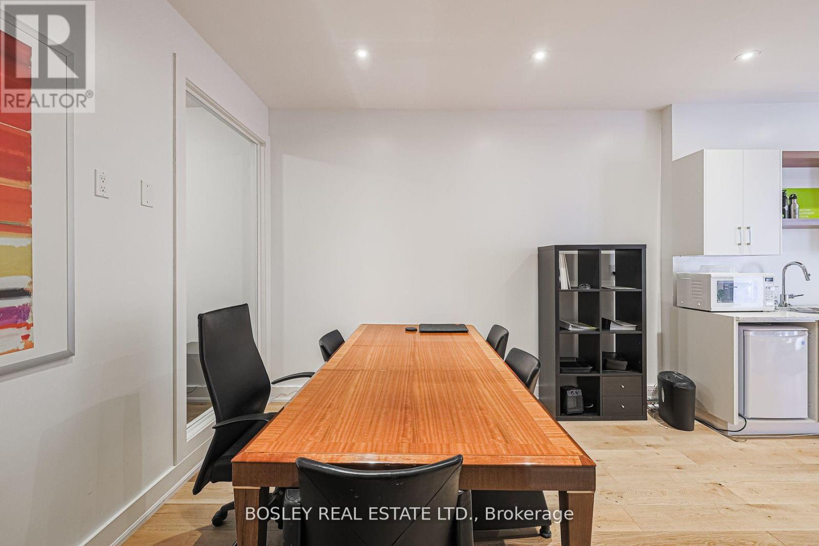 Main Floor - 973 Dovercourt Road, Toronto, Ontario  M6H 2X6 - Photo 8 - W12662580