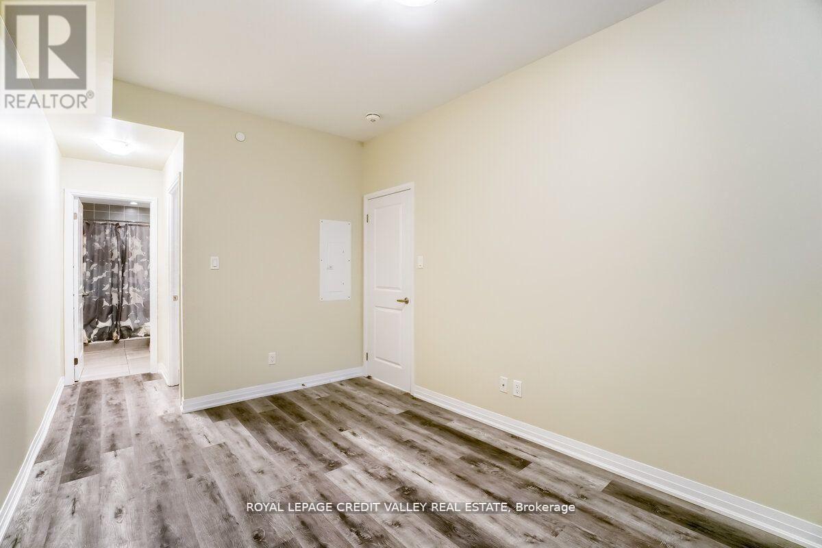 09 - 670 Atwater Avenue, Mississauga, Ontario  L5G 4K7 - Photo 10 - W12662590