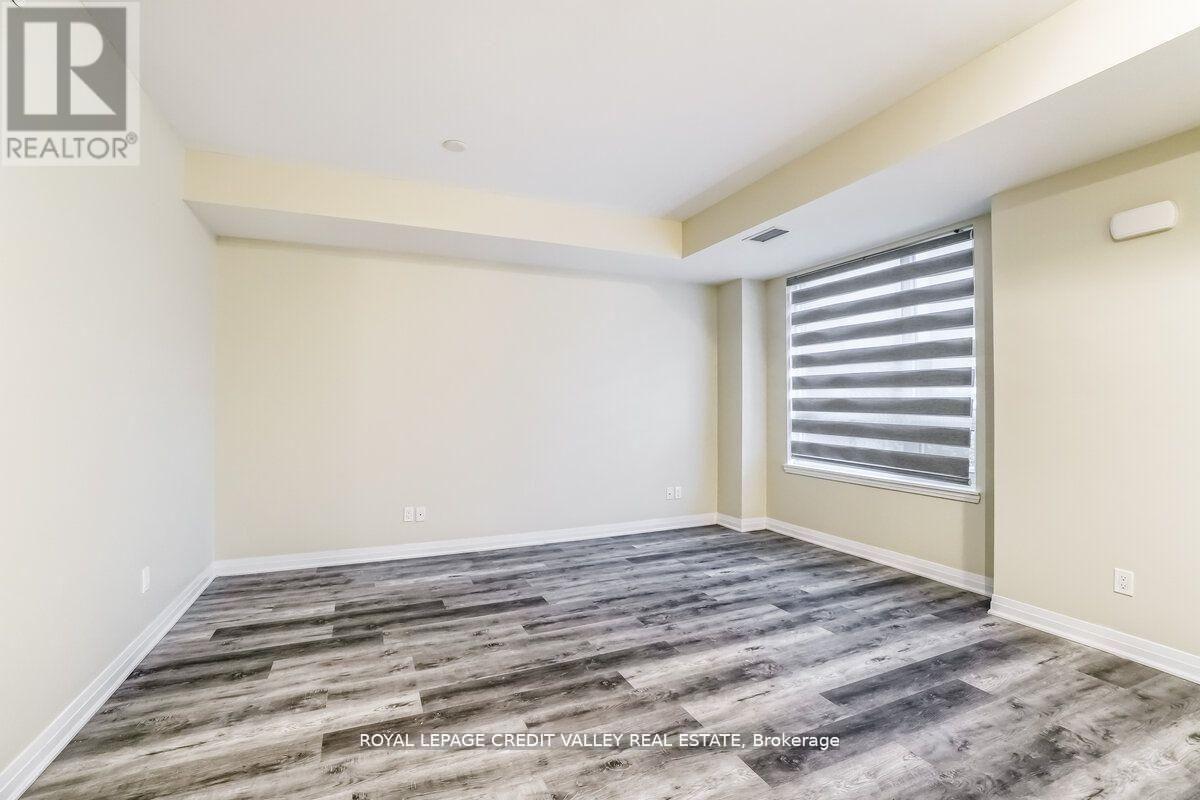 09 - 670 Atwater Avenue, Mississauga, Ontario  L5G 4K7 - Photo 6 - W12662590