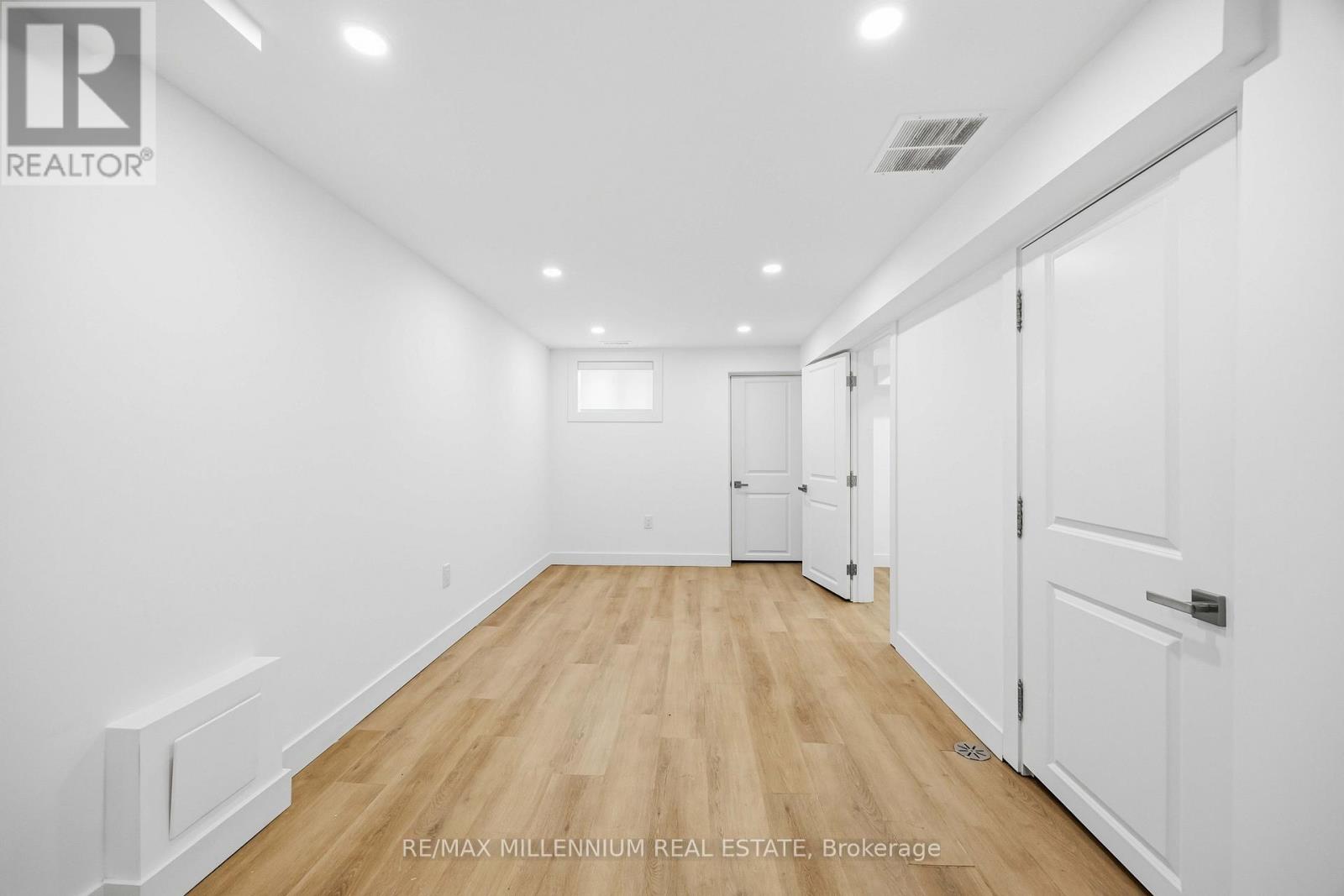 122 Twenty Second Street, Toronto, Ontario  M8V 3M4 - Photo 30 - W12662620