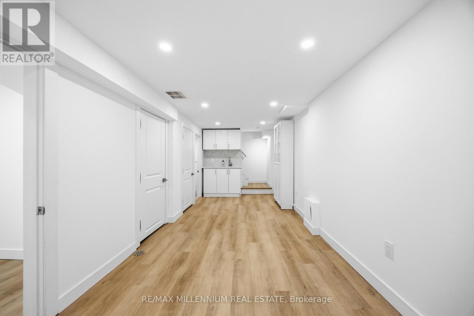 122 Twenty Second Street, Toronto, Ontario  M8V 3M4 - Photo 31 - W12662620