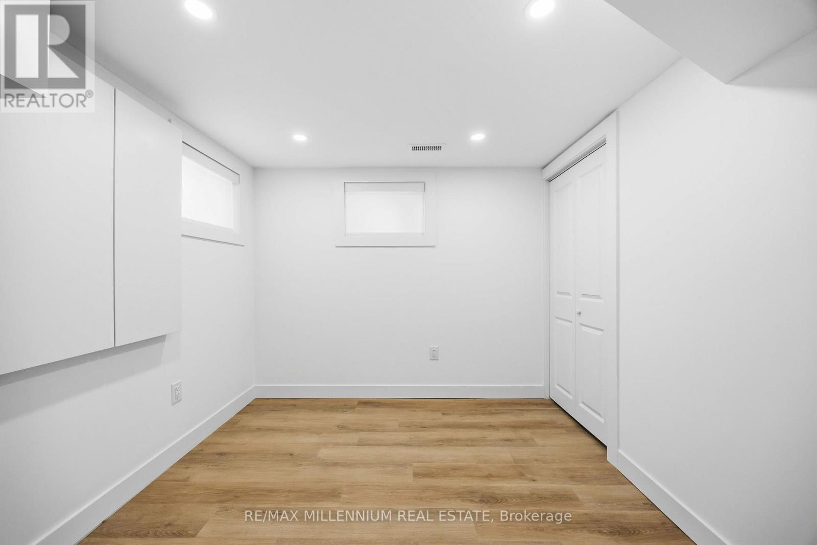 122 Twenty Second Street, Toronto, Ontario  M8V 3M4 - Photo 34 - W12662620