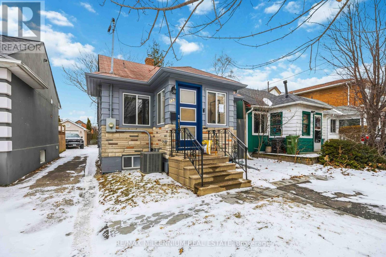 122 Twenty Second Street, Toronto, Ontario  M8V 3M4 - Photo 5 - W12662620