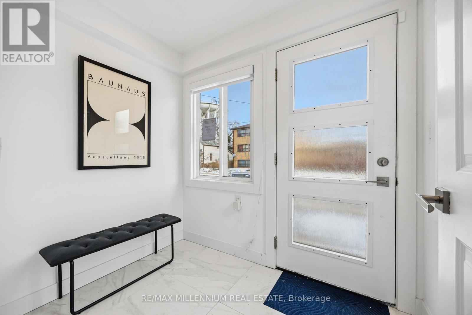 122 Twenty Second Street, Toronto, Ontario  M8V 3M4 - Photo 6 - W12662620