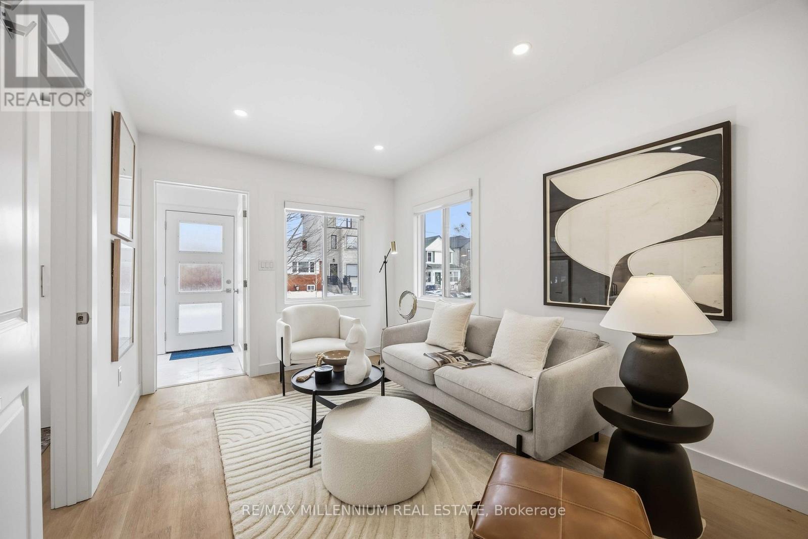 122 Twenty Second Street, Toronto, Ontario  M8V 3M4 - Photo 8 - W12662620